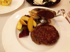 -成桂西餐厅·42年的味道(五大道疙瘩楼店)