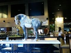 -茂名熹龙国际大酒店(人民广场高铁站店)