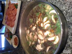 牛舌&nbsp;锅底-辉哥火锅(虹桥路店)