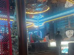 -屋有岛沉浸游戏旗舰店(中山公园店)