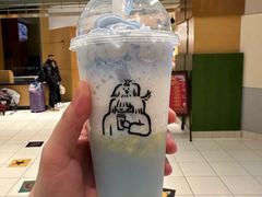 -喜茶(迪士尼小镇·平行宇宙店)