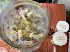 -威邵鸡煲(西华路总店)