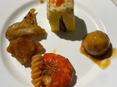 -四海一家自助餐(益田假日广场店)