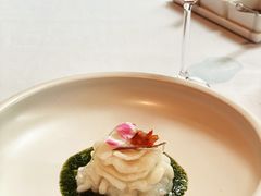 5j火腿玻璃虾丸子佐葱茸-广州富力丽思卡尔顿酒店·丽轩·粤菜