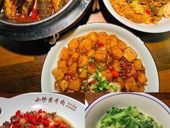 -洞庭土菜小炒馆(易发广场店)