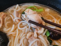 -老妈米线(港龙店)