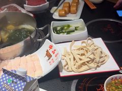 -牛品荟牛肉火锅(新城广场店)