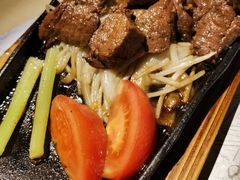 铁锄牛排-穹六人间 people 6(岳阳路店)