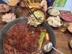 -黄潇洒老火锅(九眼桥宏济巷店)