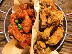 炸鸡翅一半一半-富乐满韩国正宗炸鸡韩国料理(虹泉路店)