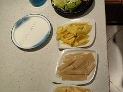 -三江源活鱼现烤(维多利摩尔城店)