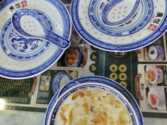 -广信牛奶甜品世家(台东店)