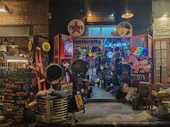 -席娜卡琳火车铁道夜市