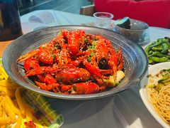 -肥肥虾庄·金牌油焖大虾(沙湖店)