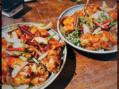 -Cuc Gach Quan Restaurant