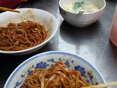 -珠宝街老左杂酱面馆
