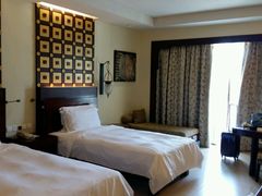 -三亚湾海居铂尔曼度假酒店