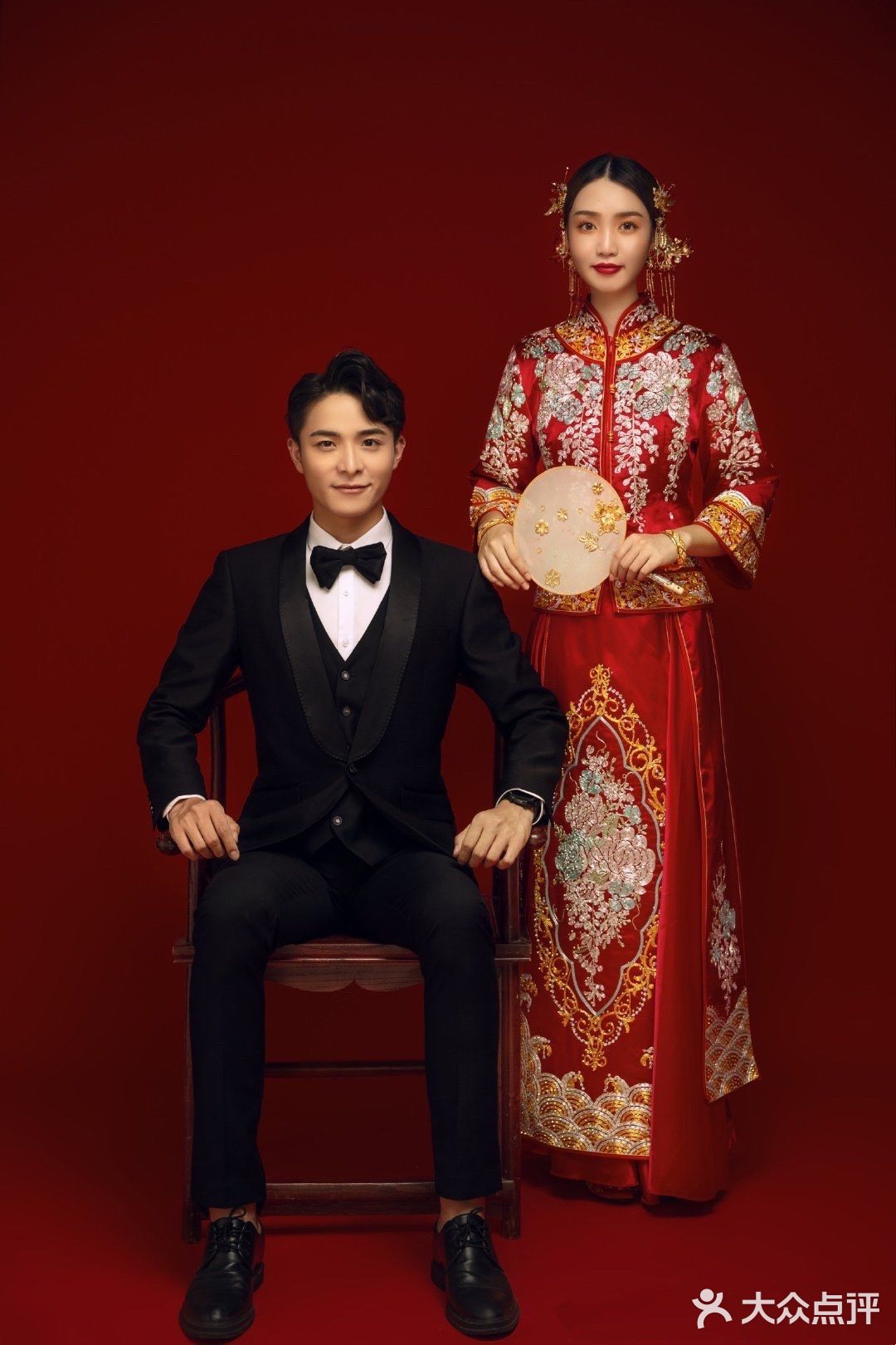 一针一线缝制的秀禾配得上最美的新娘[加油]