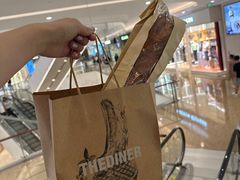 -The Diner X餐厅(青岛万象城店)
