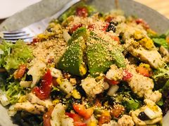 墨西哥慢煮鸡胸沙拉配青柠油醋汁-Cyclus Craft Kitchen薩克思手工厨房