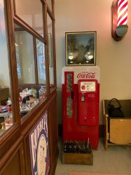 -IMUSE BARBER SHOP