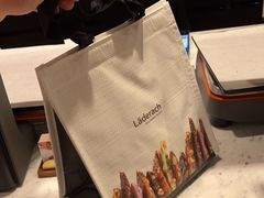 -Laderach 莱德拉(上海环贸iapm店)