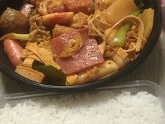 -小蛮椒麻辣烫·麻辣拌(青浦宝龙店)