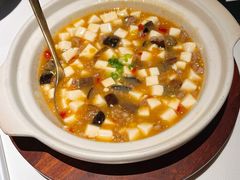 黄椒酱海参粒煮豆腐-炳胜私厨(万象前海店)