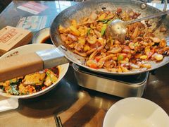 -富正毅三下锅·湘西韵味(天门山索道店)