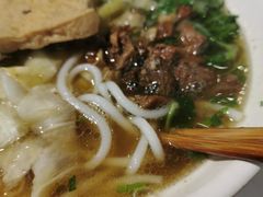 -花溪王记牛肉粉(四季花溪商场店)