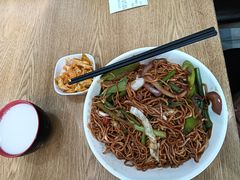 -三好食堂(煎饺·馄饨·肉饼米线·盛世广场店)