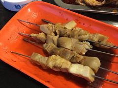 -喝丢一只鞋海鲜烧烤·海肠捞饭(文体街店)