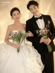 -巴黎春天婚纱摄影(临安店)