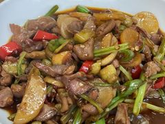 酸萝卜炒鸡杂-毛哥小馆子(百井坊巷店)