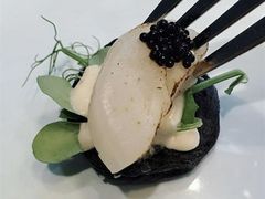 -La Mer Restaurant & Lounge