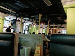 大堂-爱客得牛排海鲜烤肉·火锅自助(春熙路黑金好店)