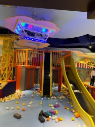 -MELAND CLUB亲子乐园•派对(虹桥万象城店)