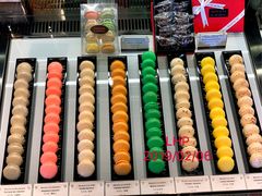 玛卡龙-Salon de The de Joel Robuchon(外滩18号店)
