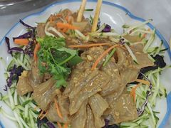 -一口猪海鲜浑锅·东北家常菜