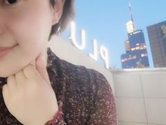 -UNI UNI(环亚凯瑟琳店)