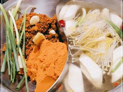 -沸炉重庆老火锅(军事博物馆店)