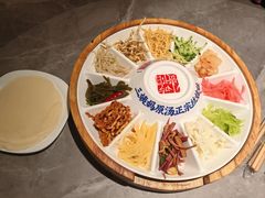 -怪噜范·老贵阳街头名小吃(世纪金源旗舰店)