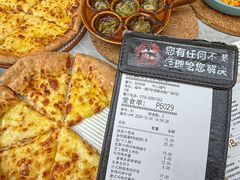 -必胜客(WOW中心城店)