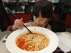 -康师傅私房牛肉面(马泉营奥莱店)