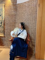 -汉仪华裳汉服馆(打浦桥店)