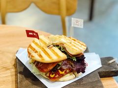 -Catch Bagel(芳草地店)