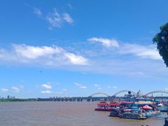 -人民防洪胜利纪念塔