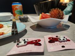 -雍容荟帝王蟹活龙虾展台自助(IFS黑金店)