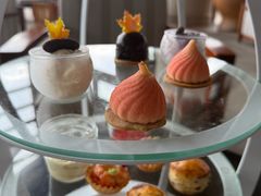 -亚龙湾喜来登·美景台大堂吧