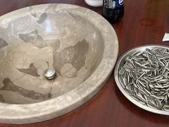 -姚记抚仙湖石锅鱼庄